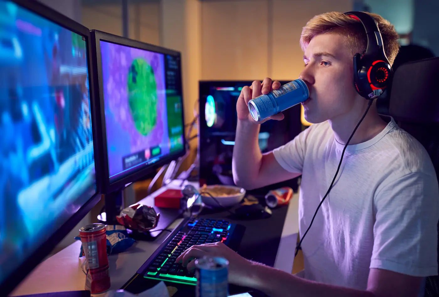 Drinking 4 Gauge preworkout while gaming